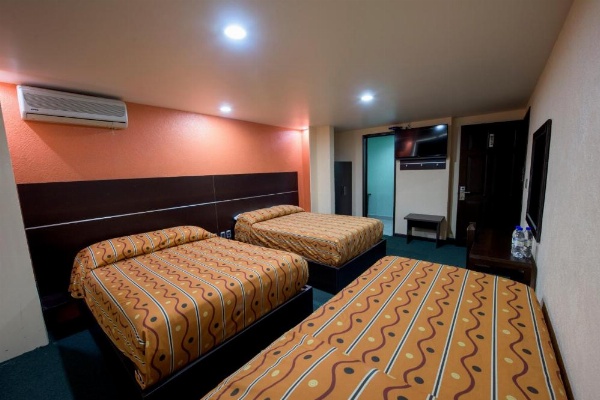 Oaxaca Inn Reforma image 20